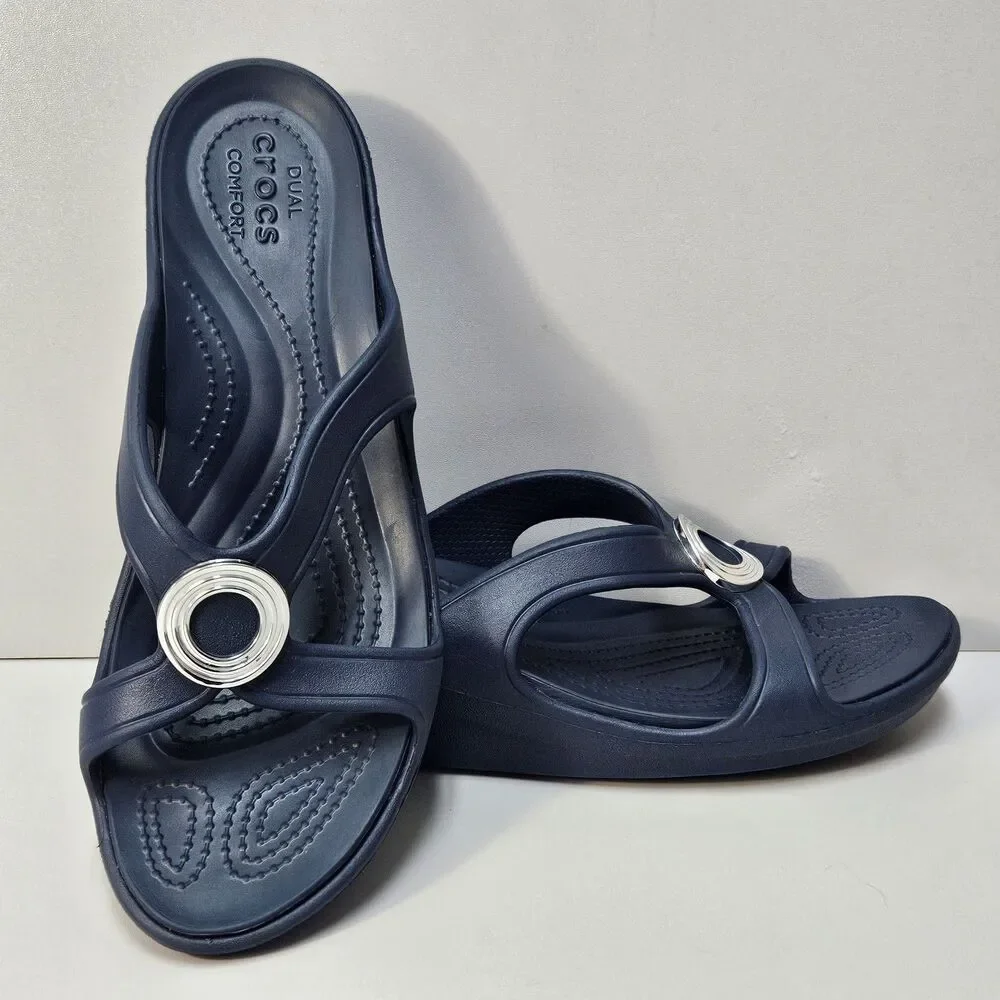 Crocs Sandals Women 9 Sanrah Beveled Circle Wedge Blue Comfort Summer Slides - Picture 1 of 12